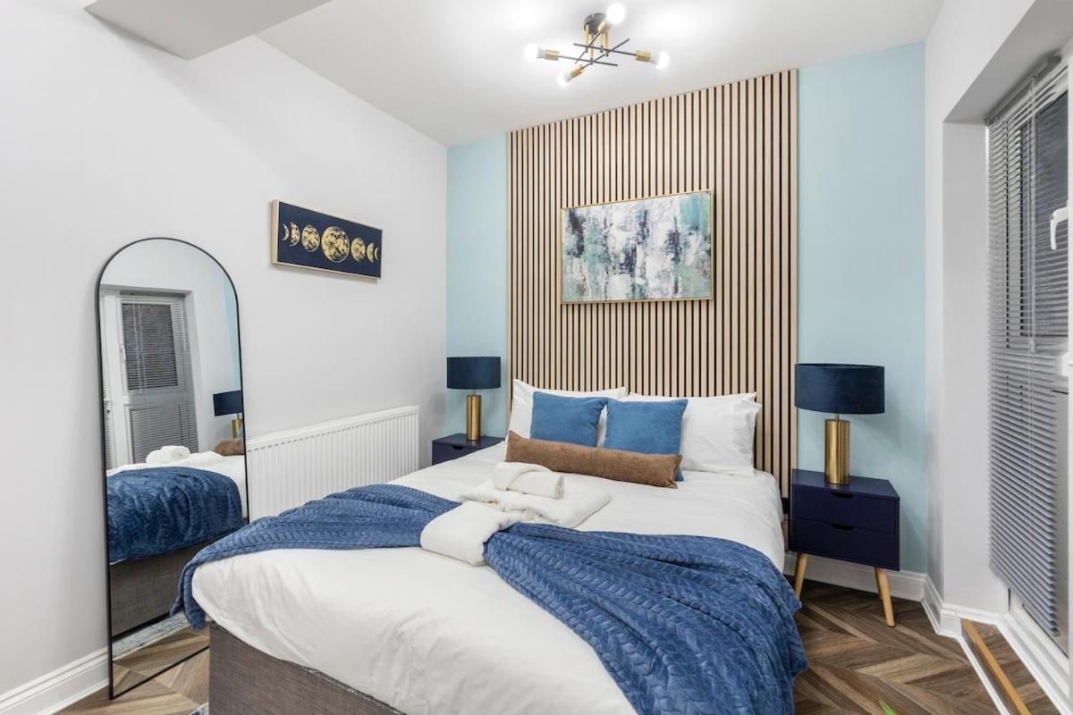 Apartment Modern 2 Bed In Bow With Garden